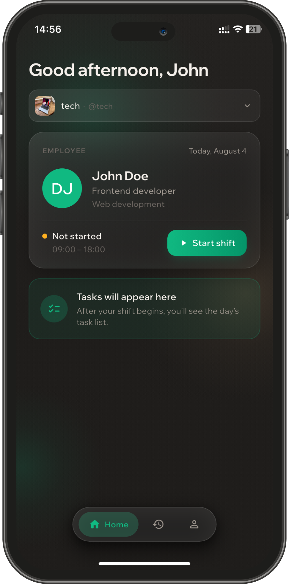Shift-start screen in the mobile app: check-in and time tracking